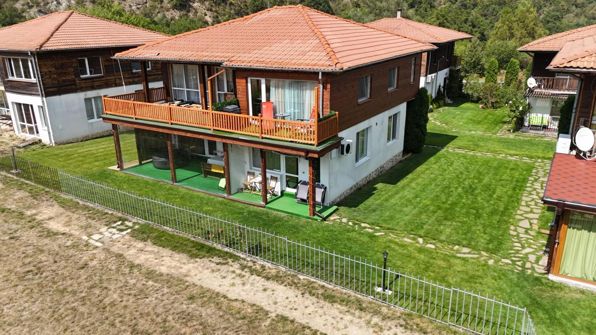 Апартамент Бела / Apartment Bela Raduil Exterior foto